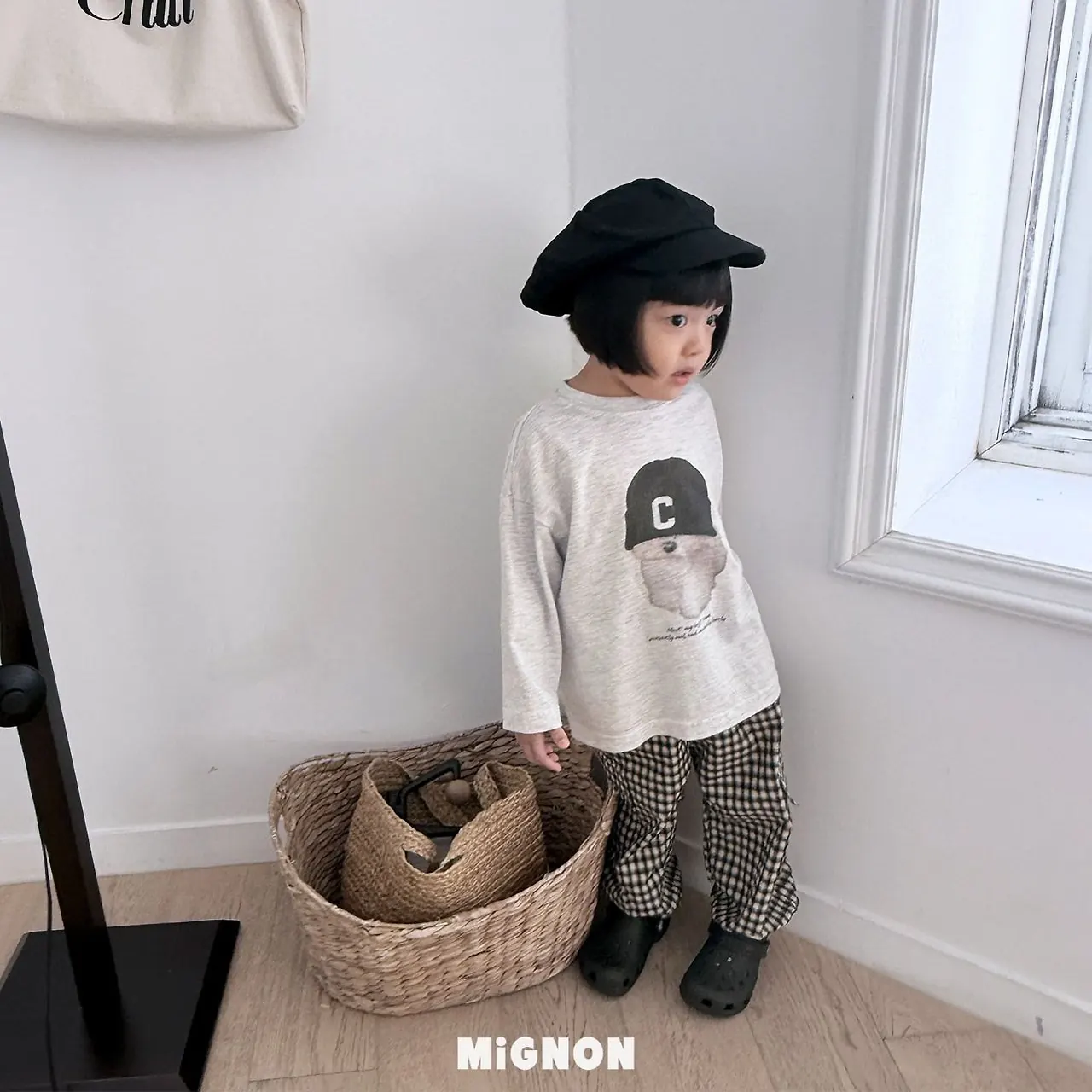 비니독티셔츠 착장