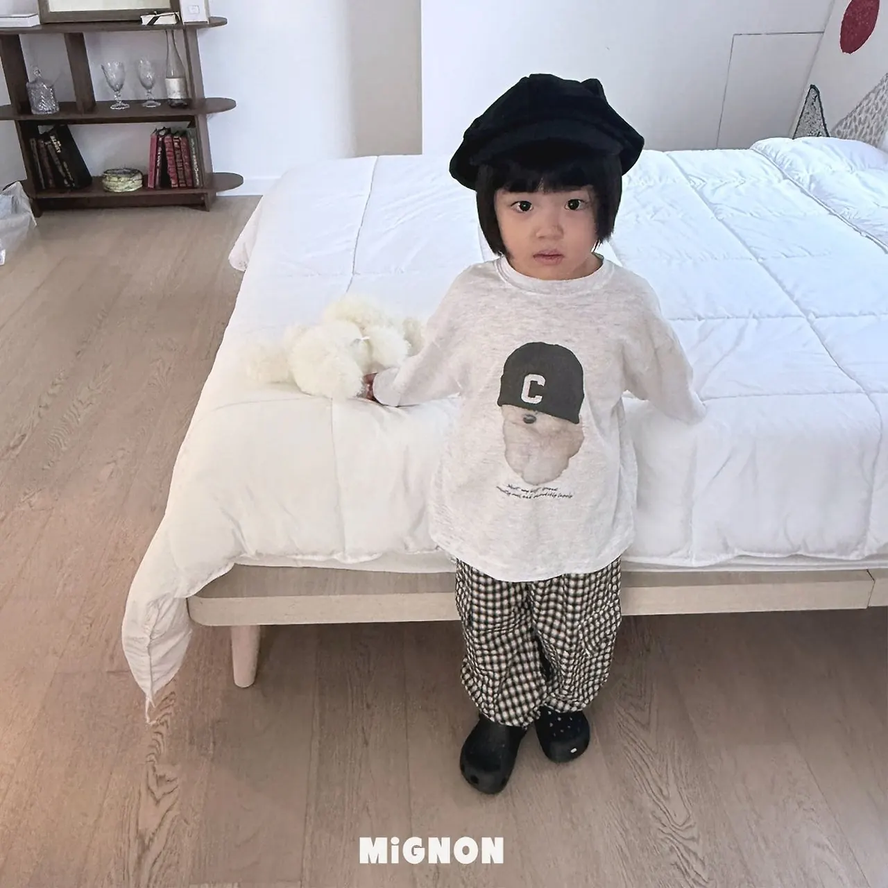 비니독티셔츠 착장
