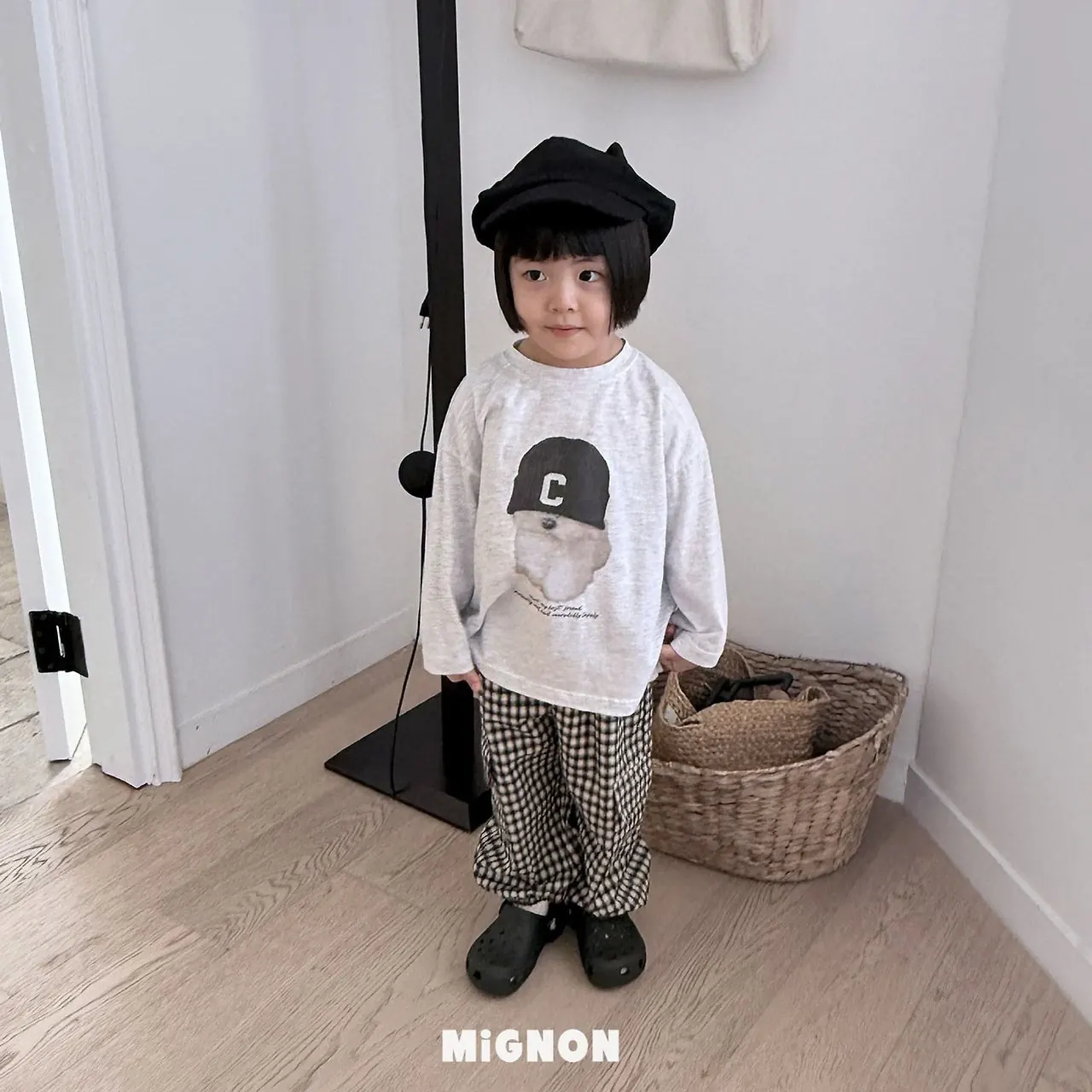 비니독티셔츠 착장