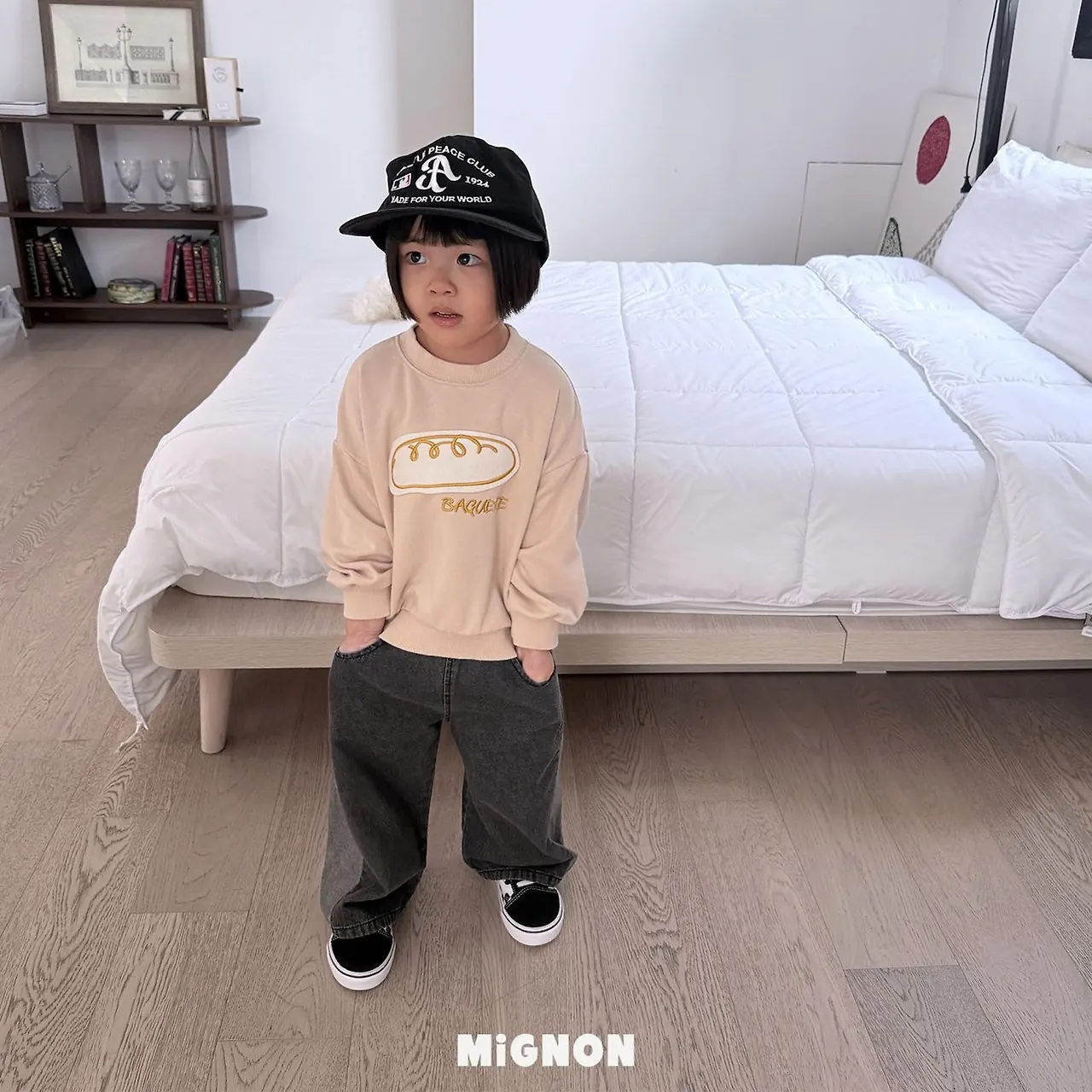 바게트맨투맨 착장